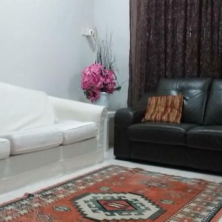 Assalam Homestay Seri Iskandar Εξωτερικό φωτογραφία