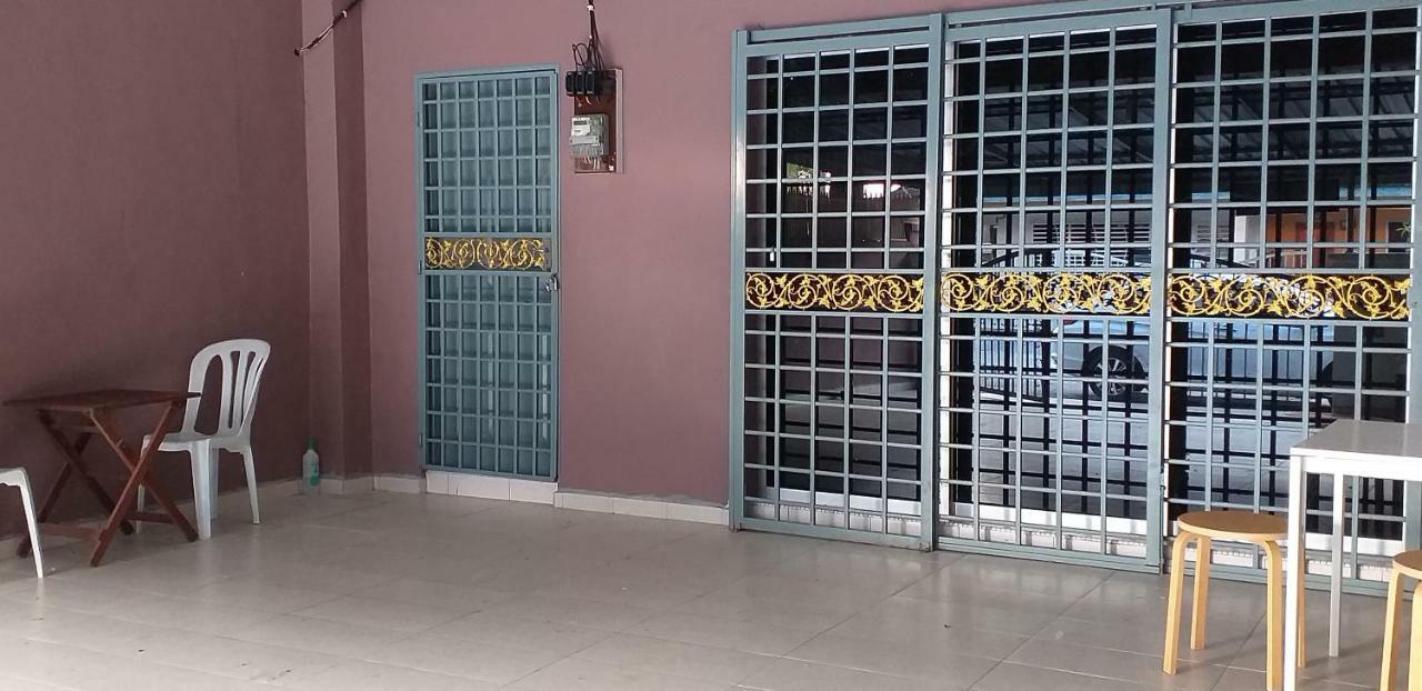 Assalam Homestay Seri Iskandar Εξωτερικό φωτογραφία