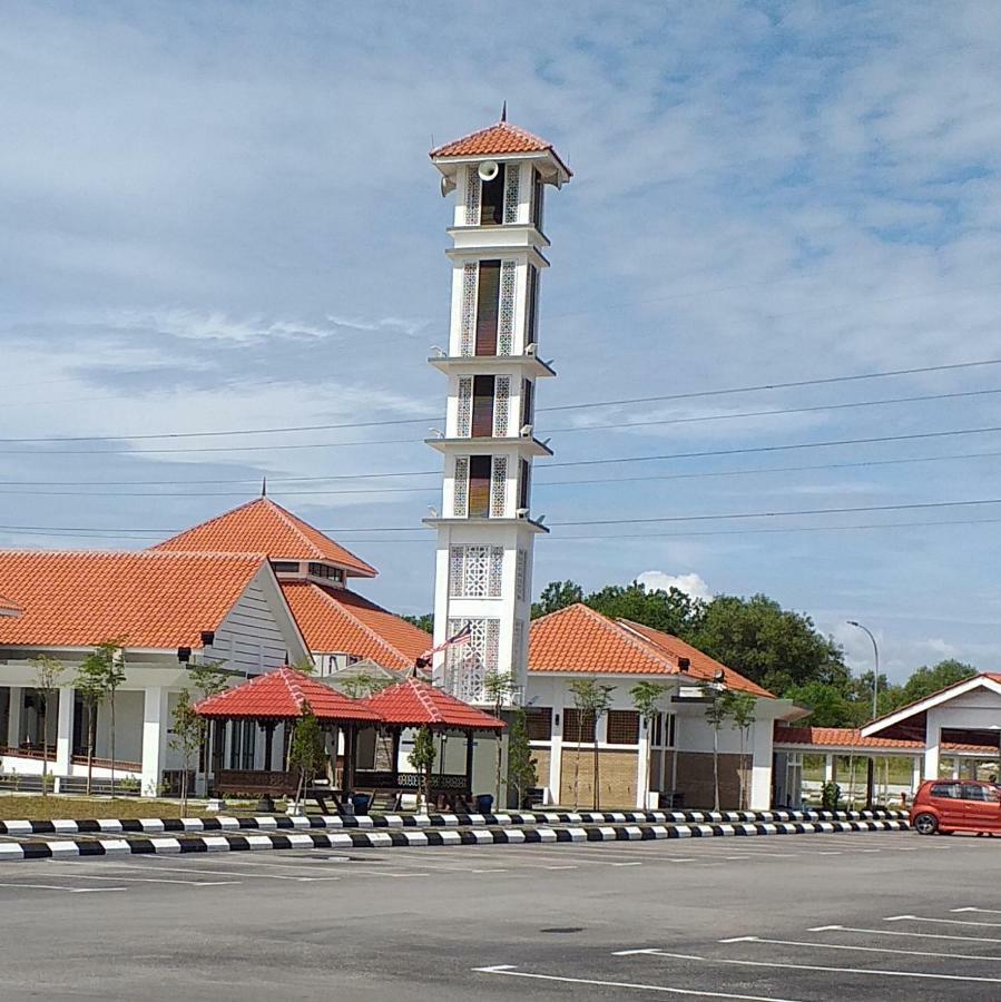 Assalam Homestay Seri Iskandar Εξωτερικό φωτογραφία